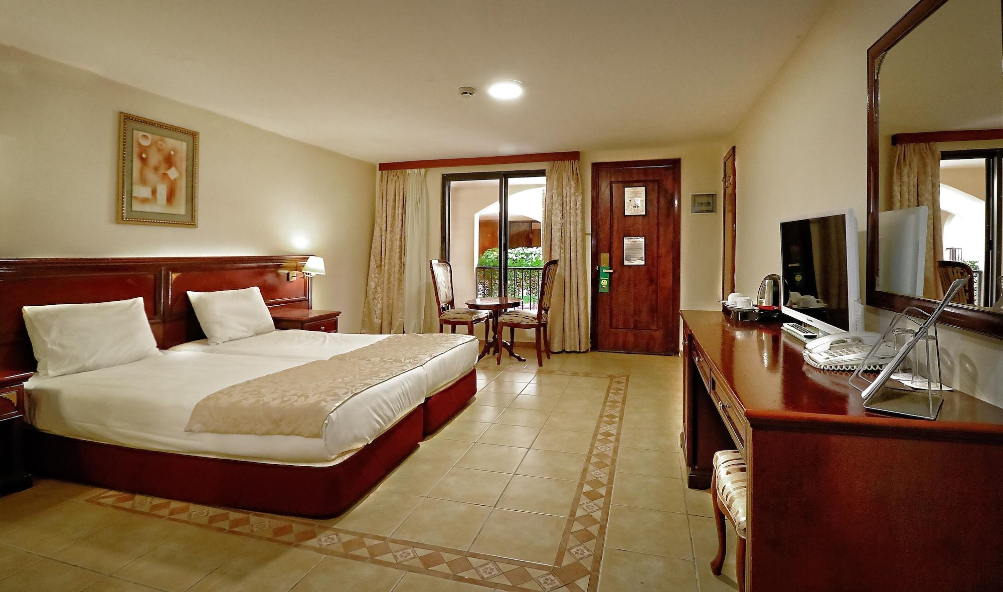 Ocean Bay Hotel & Resort Bakau Exteriör bild